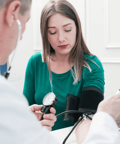 Toma de signos vitales y curaciones - Sanar en Casa